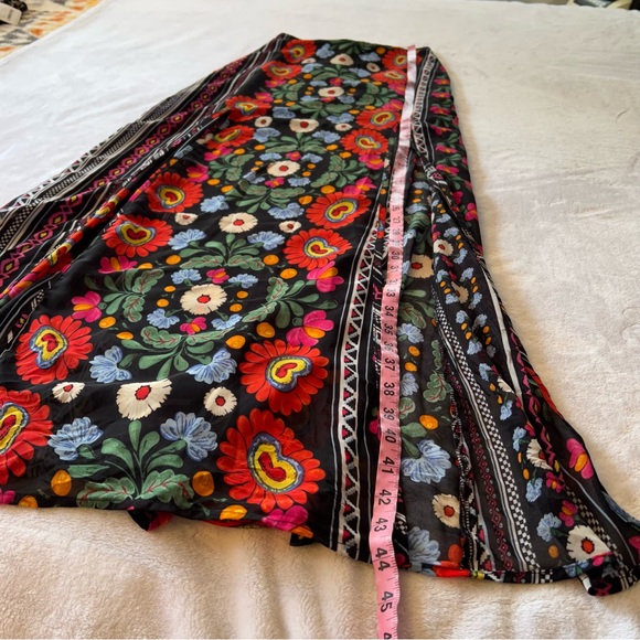 Show Me Your MuMu Mexicali Nica Ruffle Top & Mic Double Slit Maxi Skirt Set - Picture 16 of 16